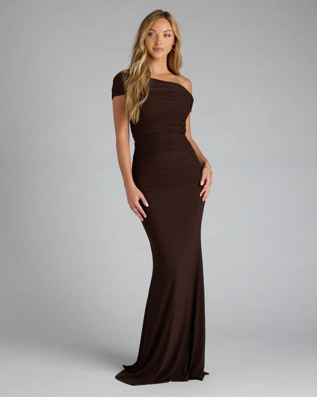 Feel polished and confident in the Ashlynn Off-Shoulder Mermaid Formal Dress, a brown prom dress designed with luxe fabric and modern detail that shows off your vibe.