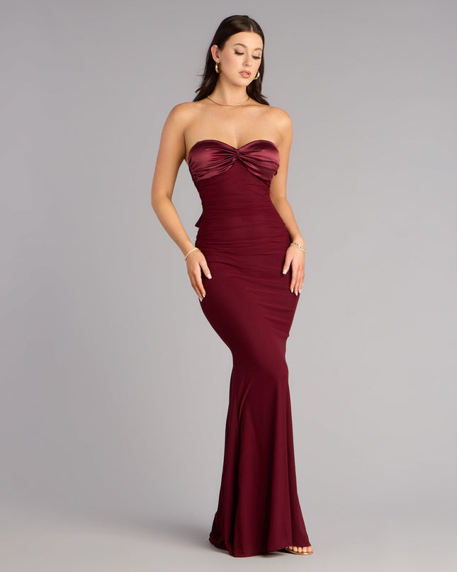 You’ll have effortless movement and dreamy vibes all night in the Iris Satin Tie-Back Mesh Mermaid Dress—a wine prom dress made for twirling, posing, and showing up.
