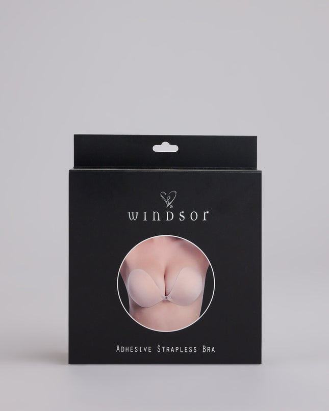 Get inspired with the Flawless Finish Adhesive Strapless Bra, a feed-worthy piece that’s part of Windsor's updated and curated women’s clothing edit packed with must-have 2026 outfit ideas.