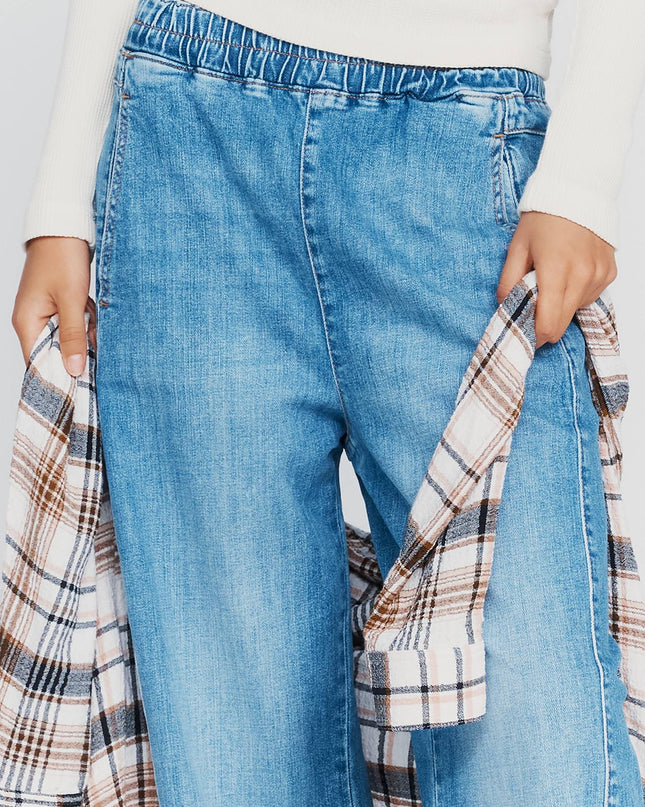 fp2-color:092|Pilcro Izzie Women's Relaxed Pull-On Barrel Jeans — Palms Wash — 2