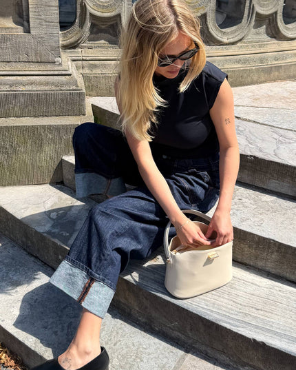 fp2-color:091|Pilcro Kayden Women's High-Rise Carpenter Barrel Jeans — Dark Denim — 2